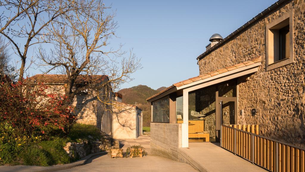 Les Planes Del Grau Hotel Sant Joan de les Abadesses Bagian luar foto